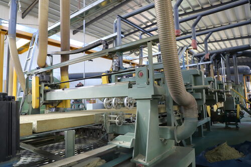 Laatste bedrijfsblogs Hebei Greens High Efficiency Rock Mineral Wool Board Laying, Sewing, Cutting and Forming Line