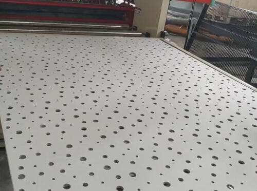 Laatste bedrijfsblogs Automatic Gypsum Board Punching Machine for Small Business | Servo Gypsum Ceiling Tile Perforating Machinery