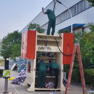 Goede prijs. Gypsum -bord perforatiemachine 100 ton ponsenpers online