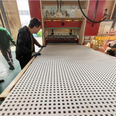 Goede prijs. 200T Hoogdruk Automatische Punch Press voor Max 20mm Dikte Gipsplaat Perforatie Machine online