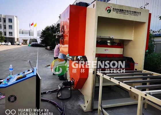 Machine voor het maken van geperforeerde platen