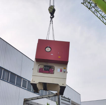 Volledig automatisch geluidsabsorberende bord ponsmachine. PLASTERBOARD Puncher.