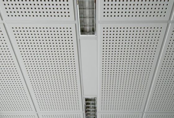 Het ronde/Vierkante Gat perforeerde van de de Machine200t Druk van het Metaalblad MDF/van HPL Stempelmachine