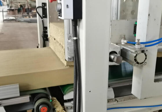 Goede prijs. 2.4m Automatic Basalt Fiber Production Line with 60000 TPA Capacity and PLC Control System for Mineral Wool Board Manufacturing online