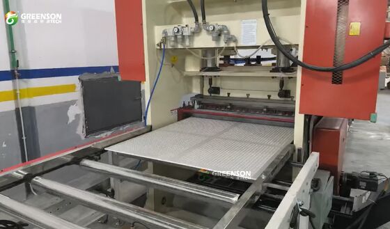 Goede prijs. Industriële kwaliteit geluidspaneel ponsmachine met 160 kg ponsdruk Automatische en meervoudige gattypes online