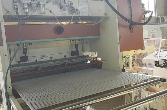 Goede prijs. Hoge snelheid hydraulische punchmachine met punchdruk van 160 kg voor aanpasbare gatvormen in panelen online