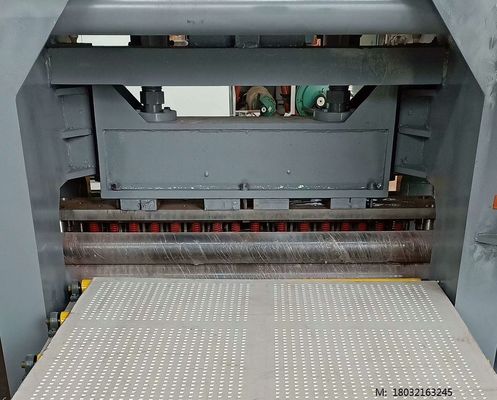 MDF Sheetrock om de Perforatiemachine van het Gatenblad/de Perforerende Machine van het Bladmetaal
