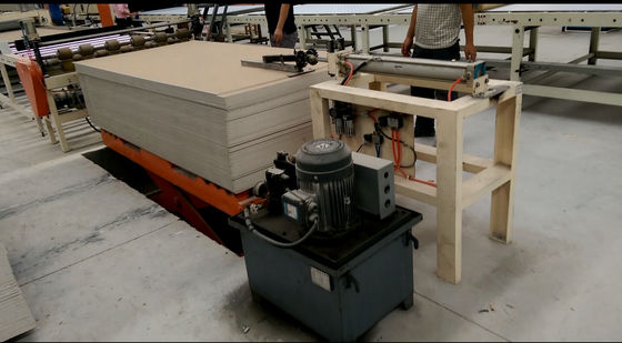 Professionele Automatische Comité Voeder voor het Lamineren van Gipsplaatpvc Machine