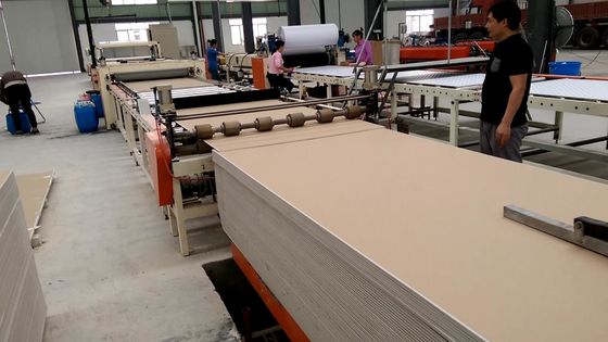 De Folie van het de Raadsaluminium van het calciumsilicaat het Lamineren Machine 380V, 50HZ-Frequentie